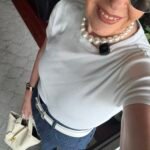 Tan Jeans, Gold Glitter & A Little Sparkle | Today’s OOTD